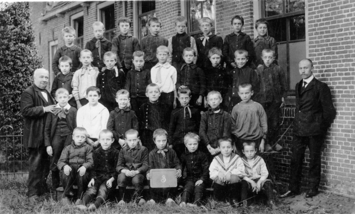 Openbare lagere school  ca. 1922 ?3e klas