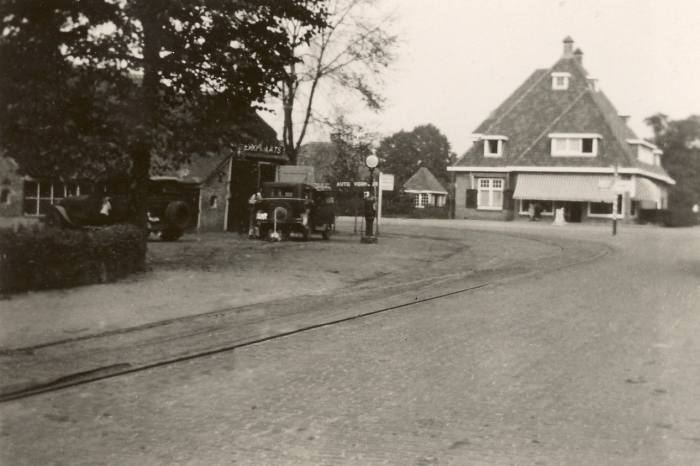 Torenlaan hoek Huizerweg ca. 1935